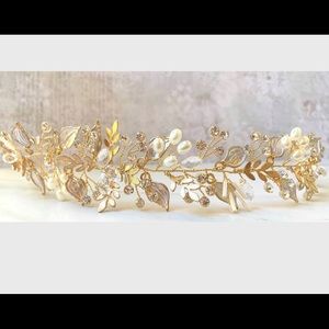 Silver Pearl Headpiece